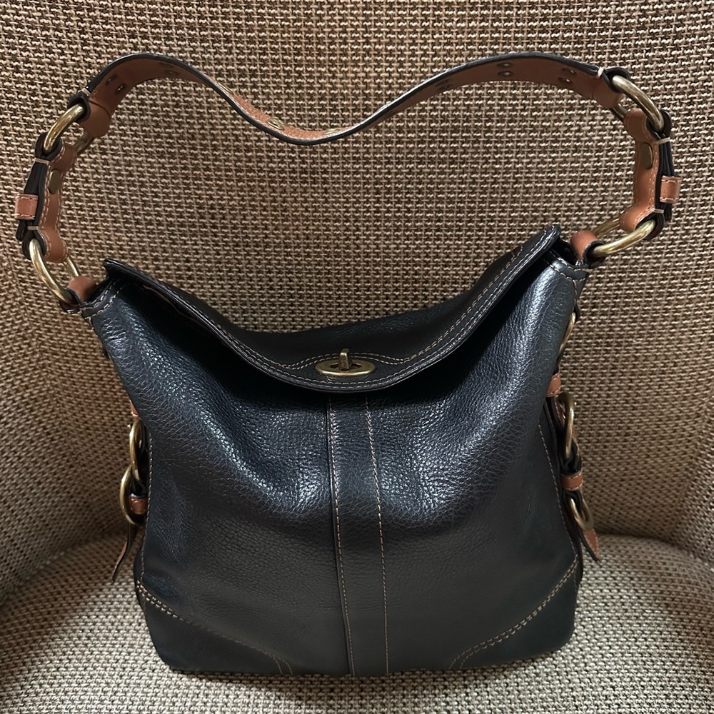 COACH Vintage Chelsea Pebbled Leather Shoulder Bag with Turn Lock Top